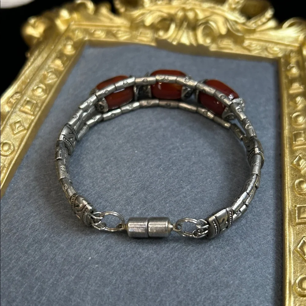 Elegant Silver Carnelian Bracelet